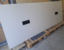 White Vitra one piece 3200mm