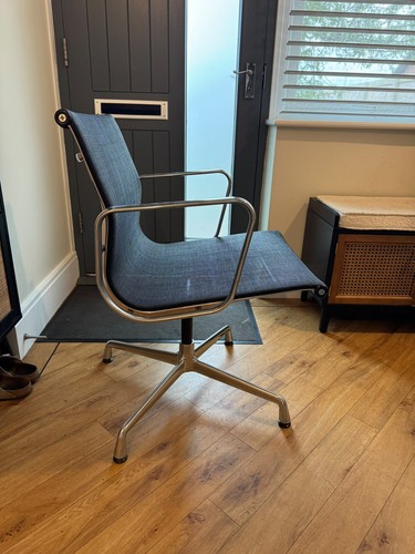 Vitra 104 chair - ea,