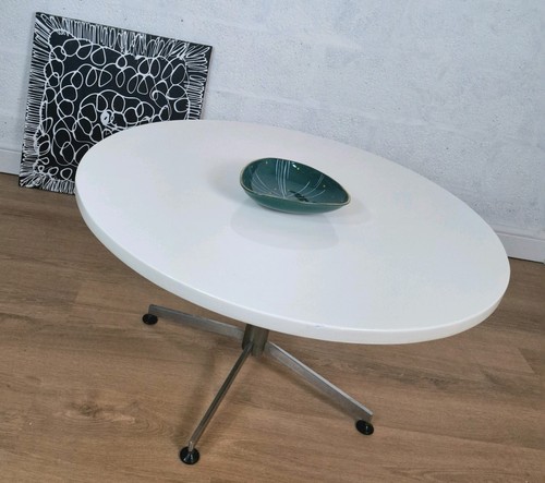 Mid century eames vitra - vitra, style