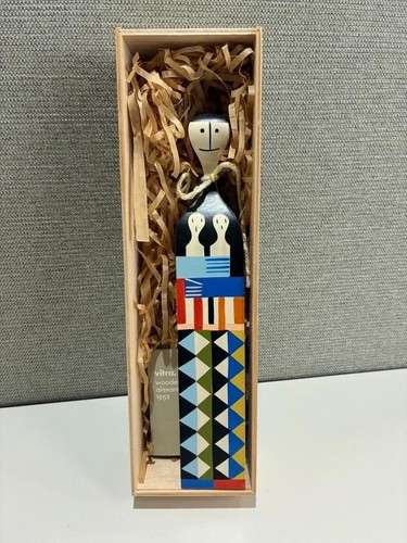 Vitra wooden doll 5 - wooden,