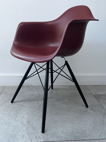 Genuine charles eames daw - eames,